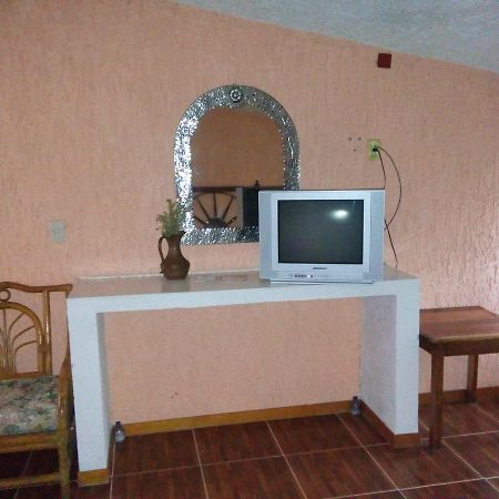 Hotel Juchitepec Хучитепек-де-Мариано-Рива-Паласио Экстерьер фото